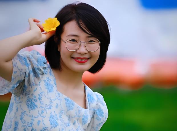与其在婚姻里流泪，不如在阳光下微笑